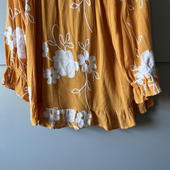 Liv Los Angeles Blouse Women XL Yellow Floral Embroidered Boho Peasant Top Shirt - Picture 3 of 10